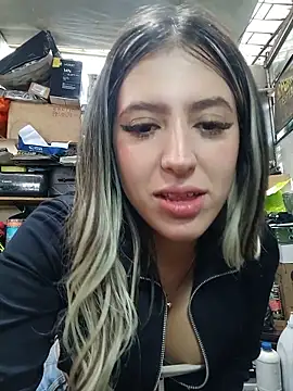 eva-2023 – Naživo XXX chat