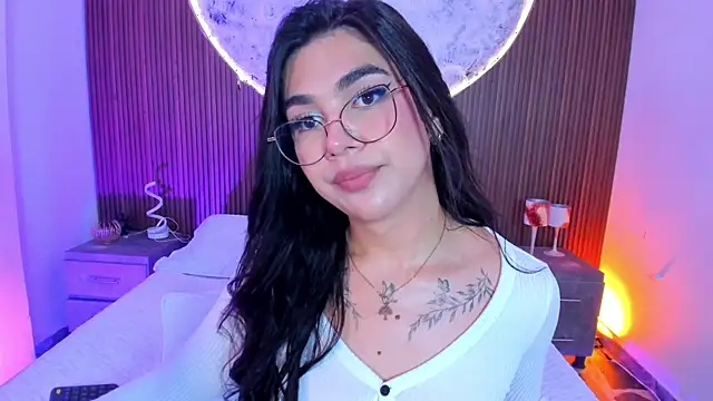 RoseCassie Live XXX-chat