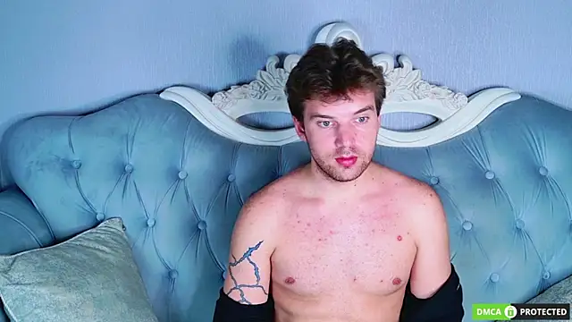 Chat XXX en directo de ArthurMeyers