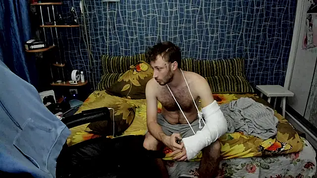 CuteBoy228のライブXXXチャット