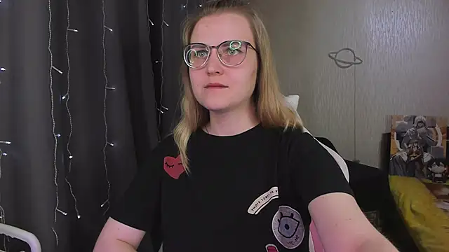 MissBrightShine élő XXX-chatje