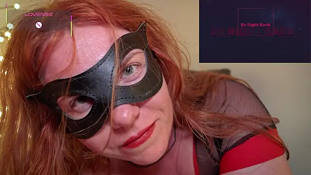 Онлайн чат XXX GingerAleMILF