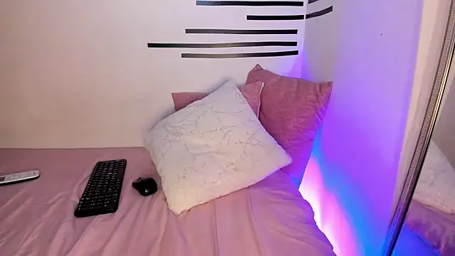 LindaCatalina_'s Live XXX Chat