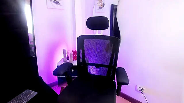 ManuelaGlamourX's Live XXX Chat