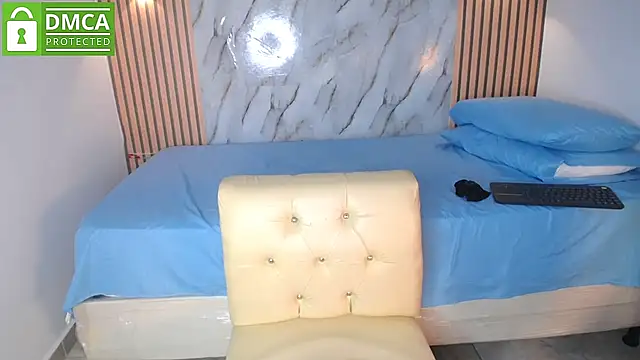 CasieBigtits webkamerás műsora