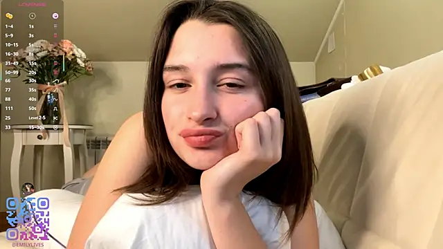 DarlineBrustera Adlı Modelin Canlı XXX Sohbeti