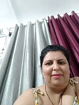 Jann_Riya333 在線直播表演