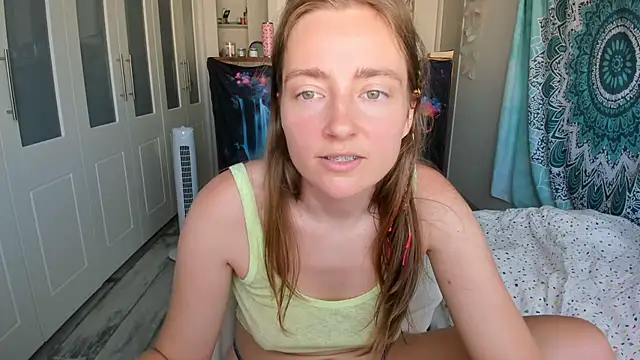 LiaSasha's Live XXX Chat