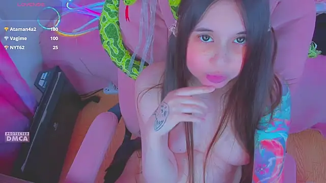 Chatroom XXX en direct de Lolisuccub