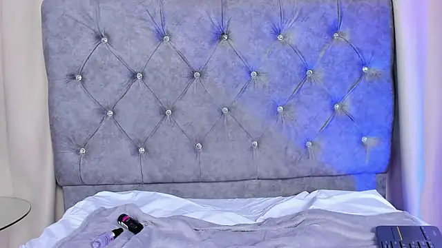 Živý XXX chat Adaraqueen_