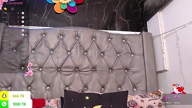 Chat +18 de LAILAGUMMY ao vivo