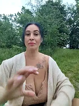 Show modela angel_demon17 na web-kameri