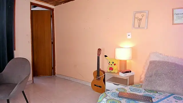 naomy_ruiz_ Adlı Modelin Canlı XXX Sohbeti