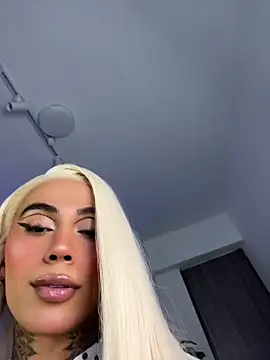 miss_tatiana_ live XXX chat