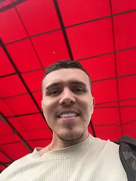 Webkamerová show adam-rivera