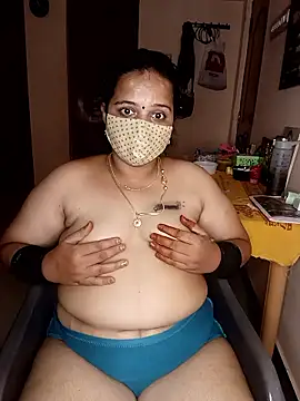 Webkamerová show pirainilla