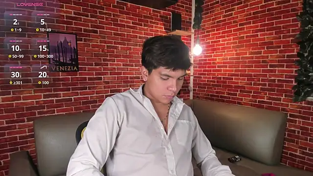 Thiago_Kozak: онлайн-секс-чат