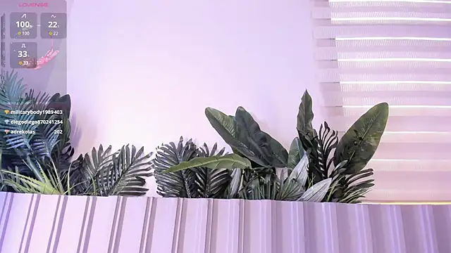 Chat +18 de stephanymonroe ao vivo