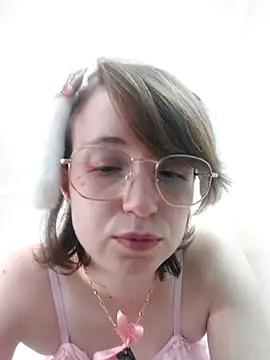 Chat XXX en directo de Elise_Nyx