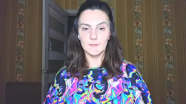 Show modela warm_pearl na web-kameri