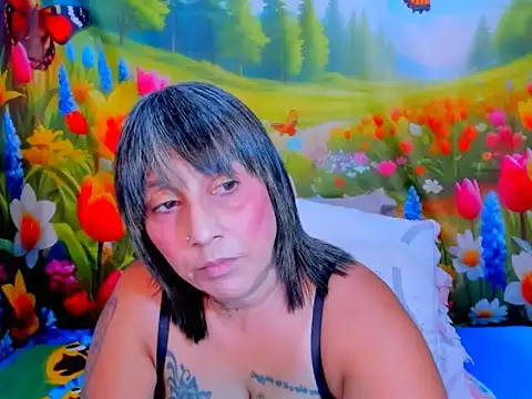 indianroxy 即時 XXX 聊天