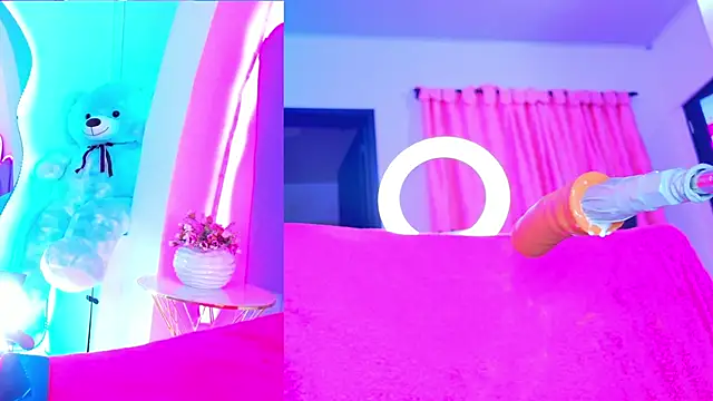 NathaxaLeans 现场XXX聊天