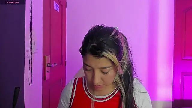 Dahiana_Dmour_ Live XXX Chat