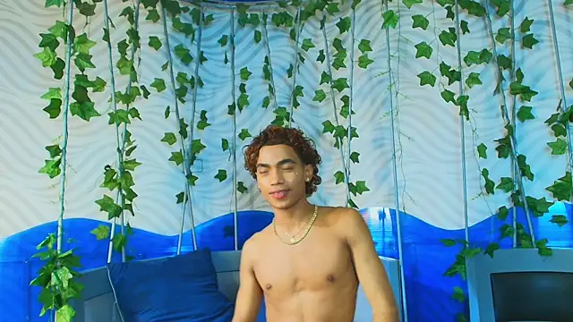 AlanCutee Webcam-Show