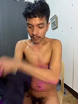 asian_darlingcummersxXx 现场XXX聊天