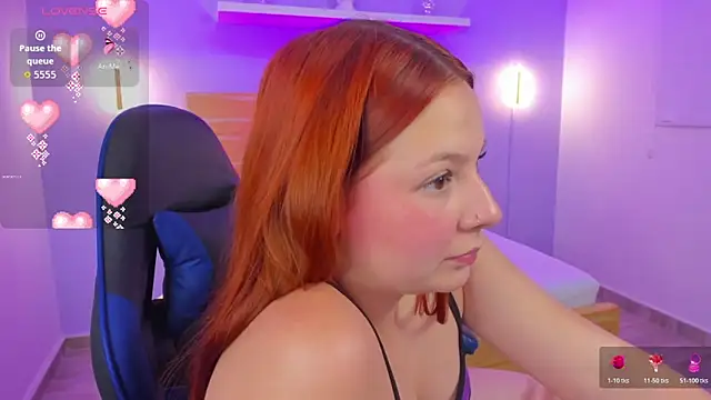 Chat +18 de kitty_sweeety_ ao vivo