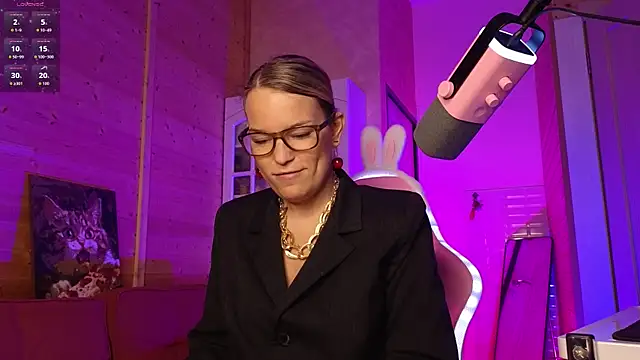 Lady_Shine élő XXX-chatje