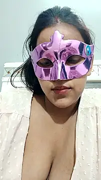 Chat +18 de Shivani_hotty ao vivo