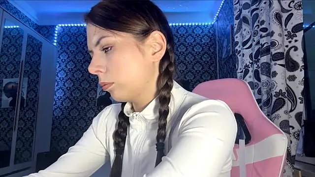 XXX chat uživo modela FeyAmpere
