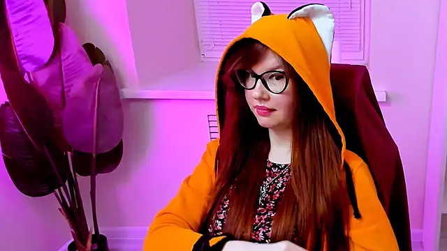 CarolGiggly's Live XXX Chat