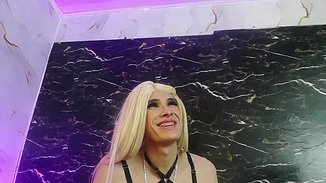 crislingery_dolli – Naživo XXX chat