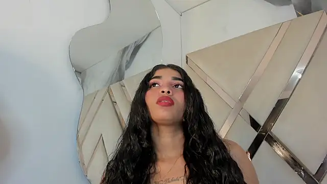 honeyhtx's Live XXX Chat