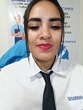 Chat XXX en directo de MAYE__13