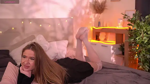 Онлайн чат XXX Miabreeze