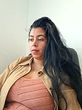 XXX chat uživo modela Luianna