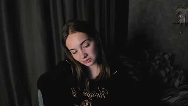 KristinaLoison Chat XXX in diretta