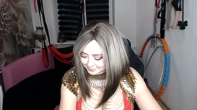 MISSwithDOLLS Pertunjukan Webcam