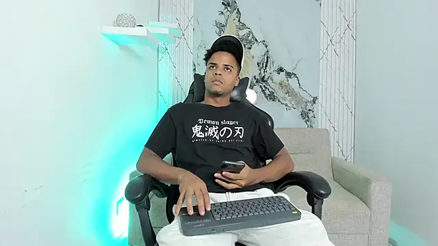 Chat +18 de TaylorClay_ ao vivo