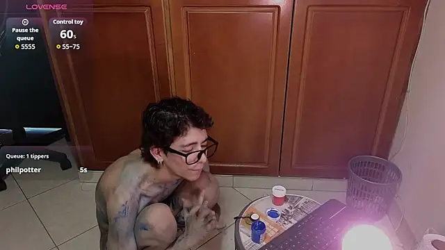 Matty_Sparkk Pertunjukan Webcam