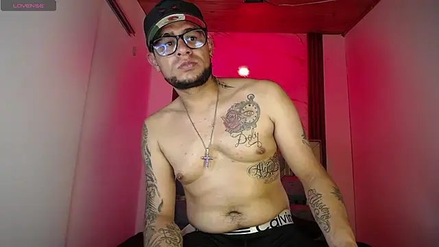 Nickk_21_ – Live XXX-chat