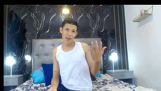 Chat +18 de PhillipCox ao vivo