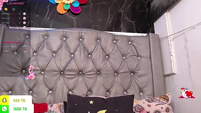 LAILAGUMMY XXX чат на живо