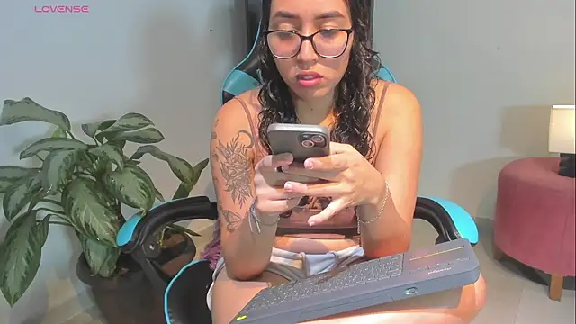 _maria_foxx_ 라이브 XXX 채팅