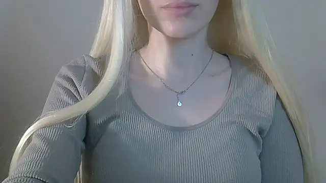 ViraVrema's Live XXX Chat