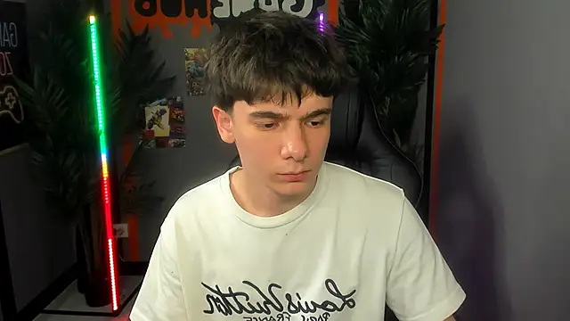 Robbie_Reyesn Webbikameraesitys