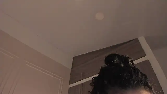 Chat +18 de Angel-bells ao vivo